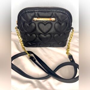 Betsy Johnson Crossbody Bag Small Purse Gold Chain Strap Quilted Hearts Black